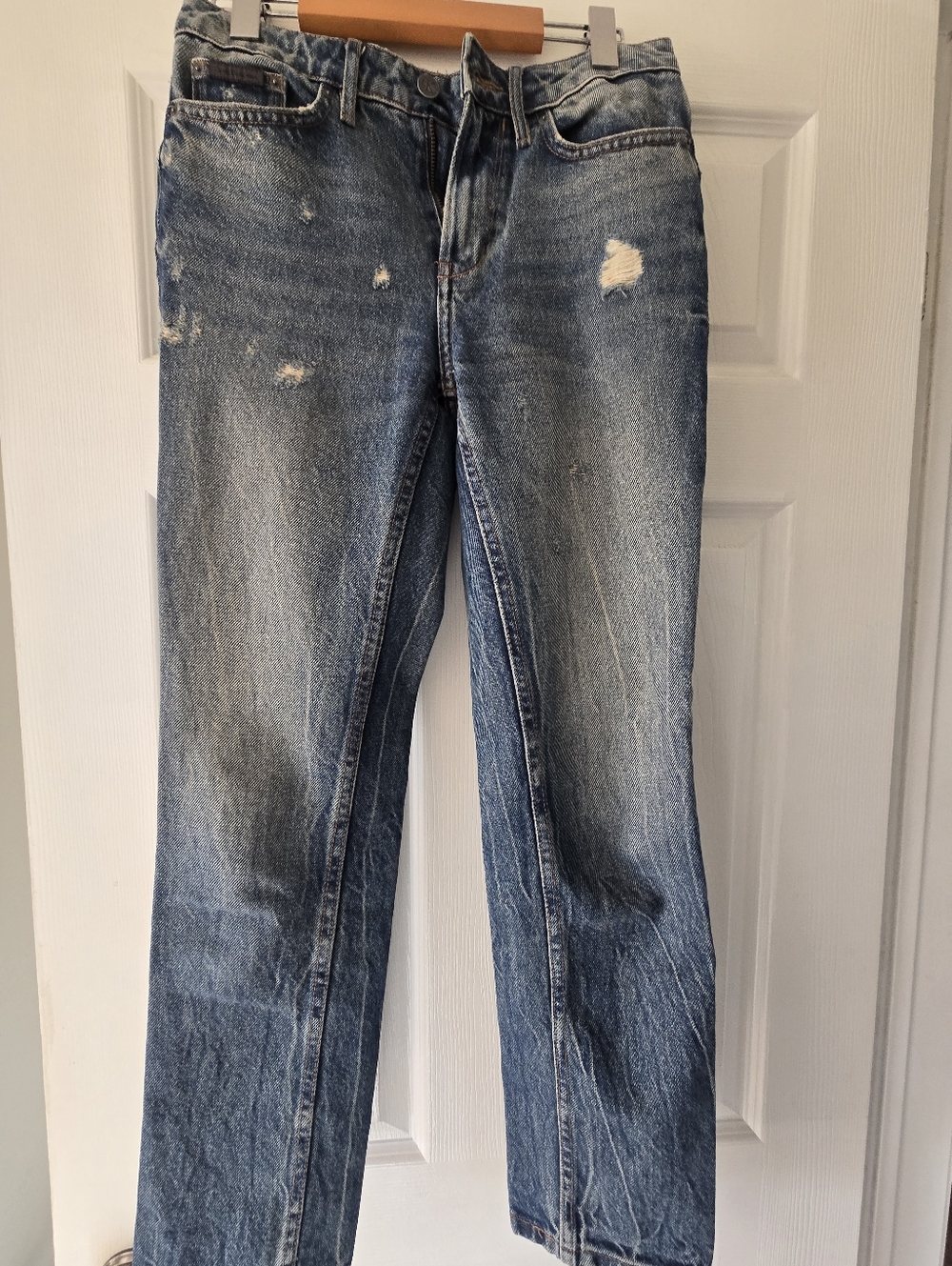 Calvin Klein High Rise Straight Jeans, Size 25, Distressed, Blue Tinted Wash